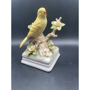 Vintage‎  Gorham Music Box Made In Japan "Somewhere My Love" Yellow Canary Bird